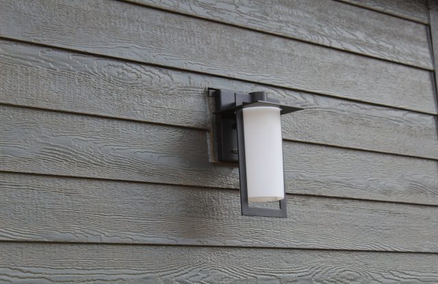 siding detail around exterior light