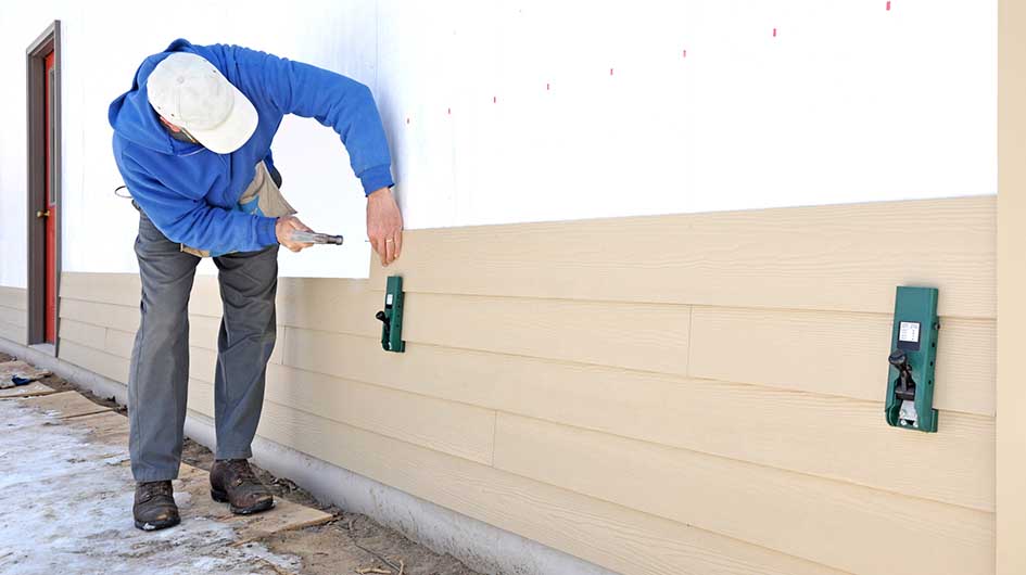 Choosing The Right Siding Contractor