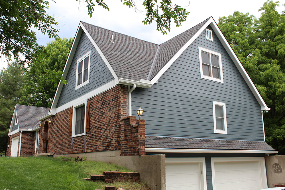Photo of a Kansas City home with Blue James Hardie Siding installed by Smart Exteriors