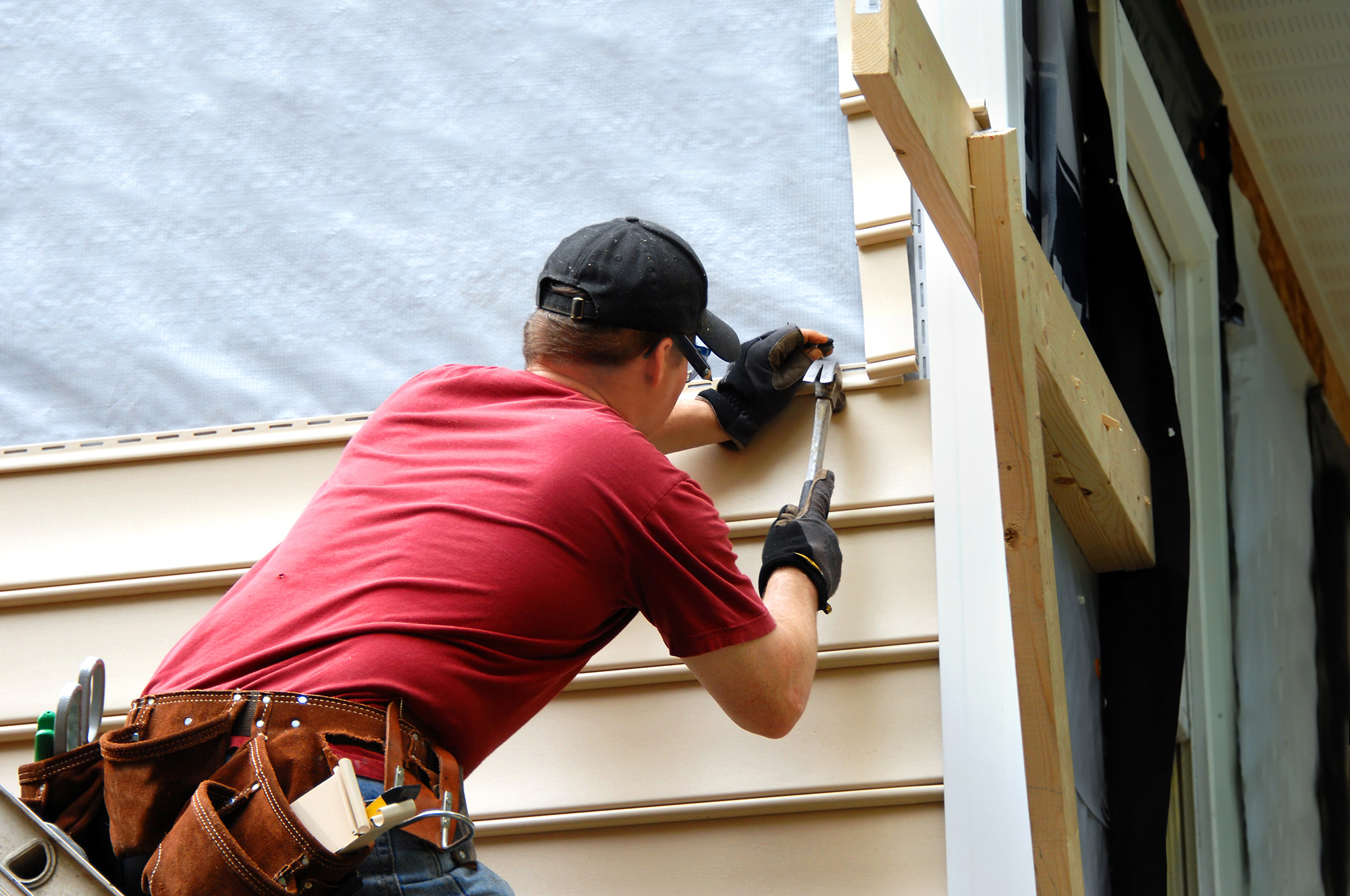 What time of year is the best to install siding?