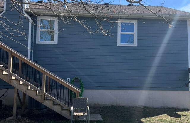 Summit, MO home with new James Hardie Siding & ProVia Windows installed by Smart Exteriors