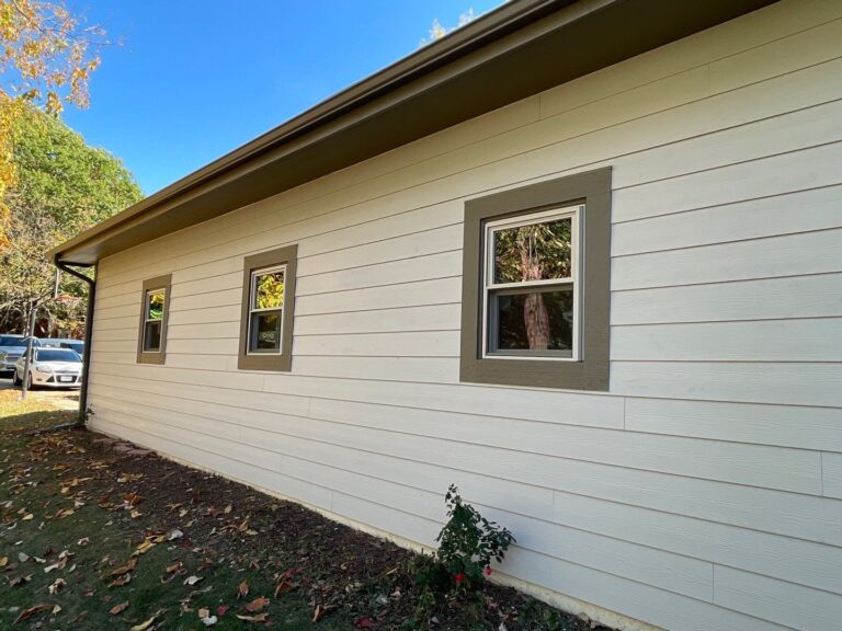 Lee's Summit home with James Hardie Siding & Windows installed by Smart Exteriors