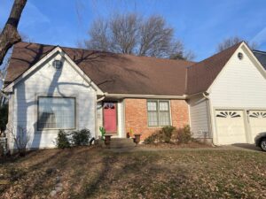 Smart Exteriors installs new Arctic White James Hardie Siding on Overland Park Home