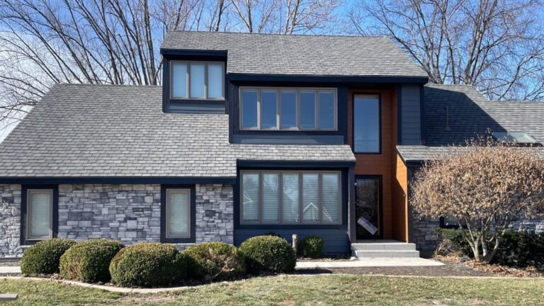 Smart Exteriors updates Overland Park home by installing Night Gray James Hardie siding